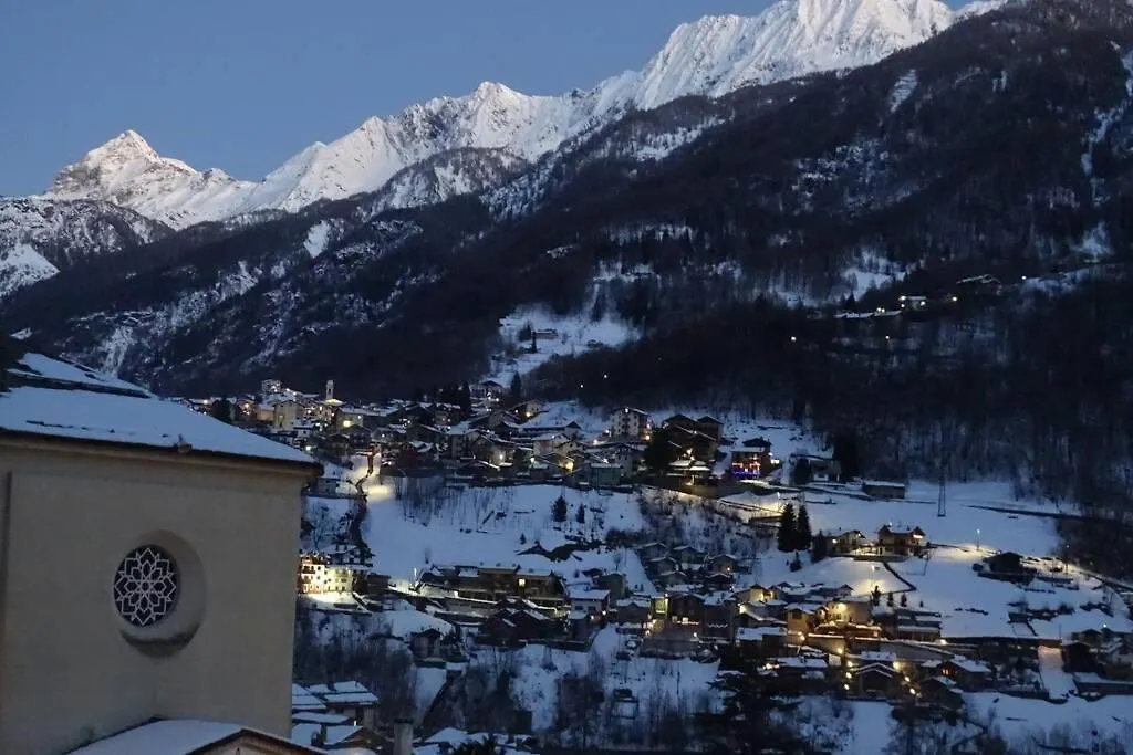 Ferrari'S: Bright Apartment With Magnificent View Chiesa in Valmalenco Italy