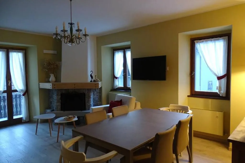Ferrari'S: Bright Apartment With Magnificent View 키에사인발마렌코